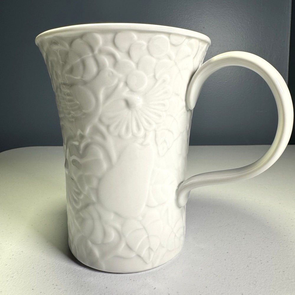 Vintage Pacific Rim Pottery White Pitcher‎ w/Embossed Forest Scene & Bird 6.75" - Picture 4 of 8